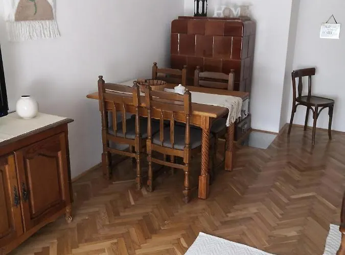 Апартаменты Lav *